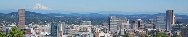 Portland skyline w/Mt. Hood, ©Amateria1121
